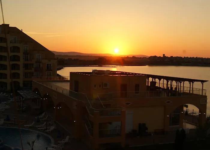 Appartamento Apartament Aheloy *