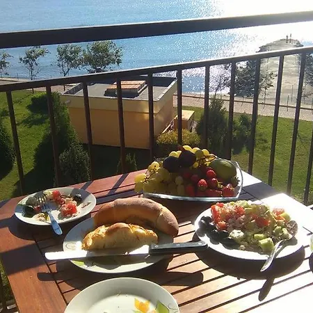 아파트 Apartament Aheloy 아헬로이