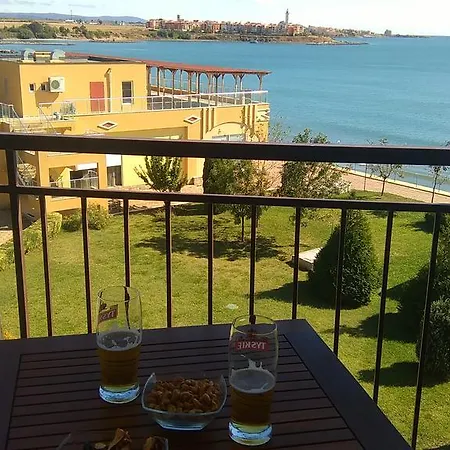 Apartament Aheloy شقة أهيلوي